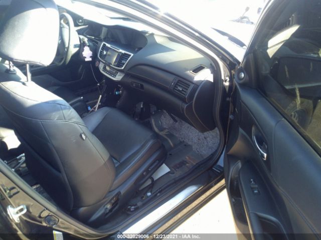 Photo 4 VIN: 1HGCR3F84FA018684 - HONDA ACCORD SEDAN 