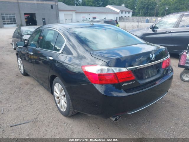 Photo 2 VIN: 1HGCR3F84FA020967 - HONDA ACCORD 