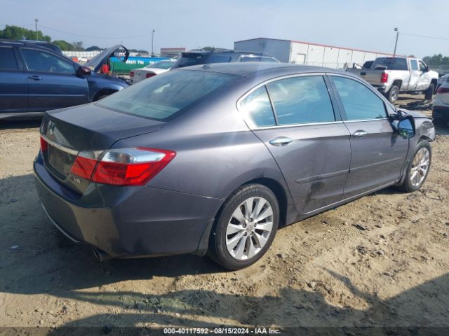 Photo 3 VIN: 1HGCR3F84FA027255 - HONDA ACCORD 