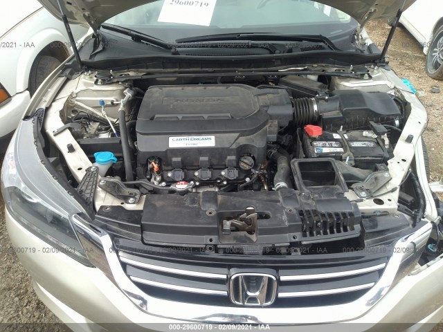 Photo 9 VIN: 1HGCR3F84FA032164 - HONDA ACCORD SEDAN 