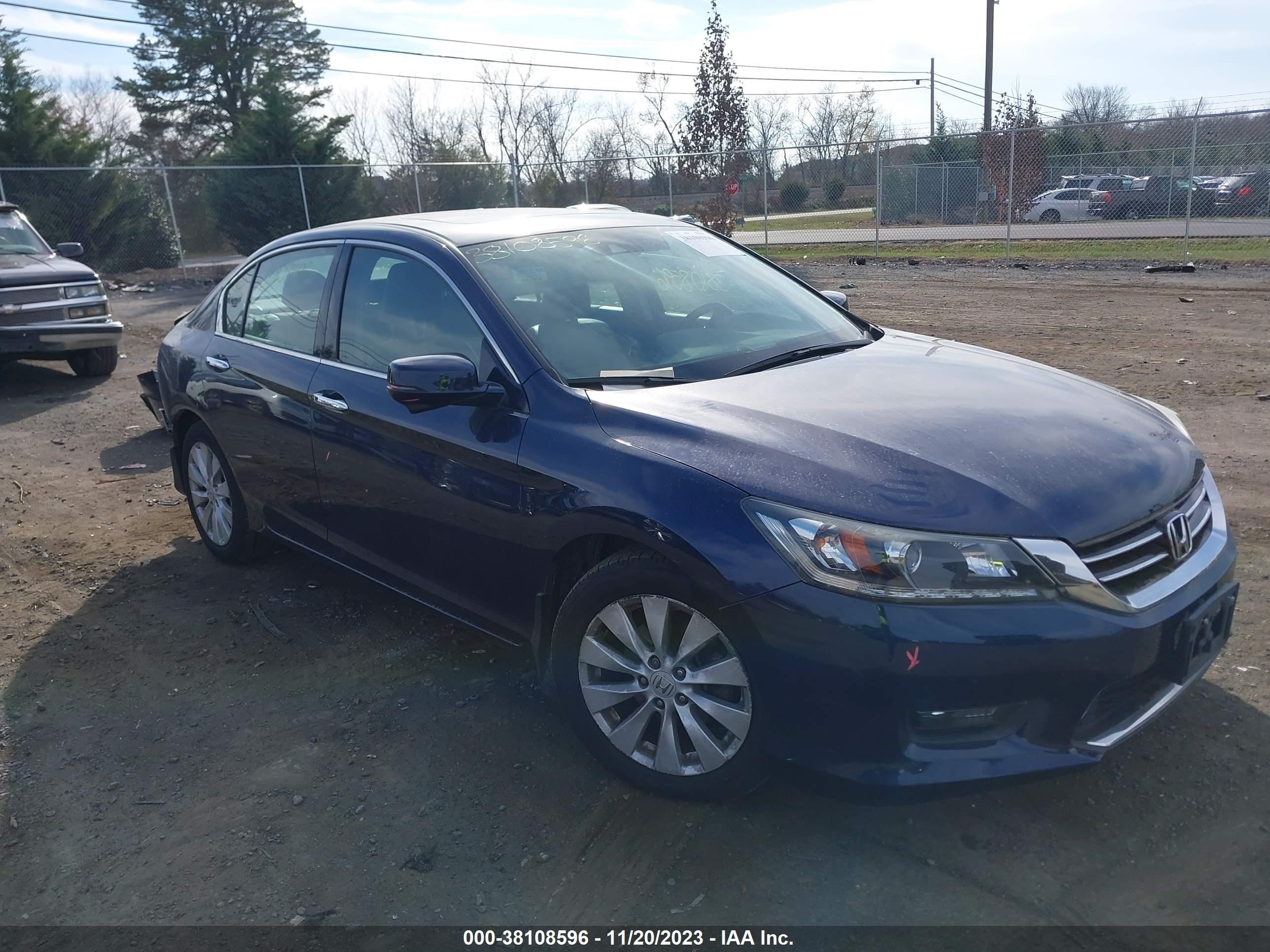 Photo 0 VIN: 1HGCR3F84FA032374 - HONDA ACCORD 