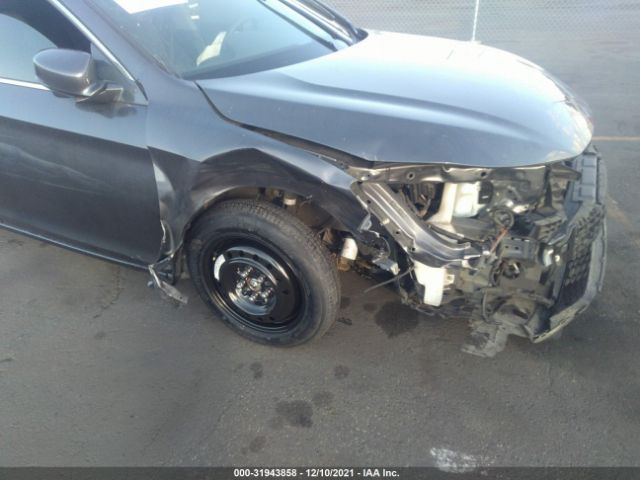 Photo 5 VIN: 1HGCR3F84HA006702 - HONDA ACCORD SEDAN 