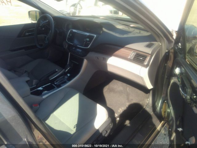 Photo 4 VIN: 1HGCR3F84HA020549 - HONDA ACCORD SEDAN 