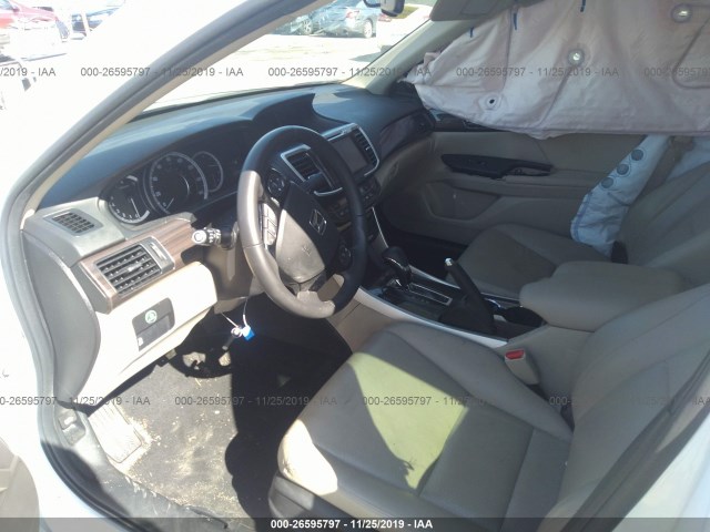 Photo 4 VIN: 1HGCR3F84HA030806 - HONDA ACCORD SEDAN 