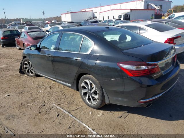 Photo 2 VIN: 1HGCR3F84HA034757 - HONDA ACCORD SEDAN 