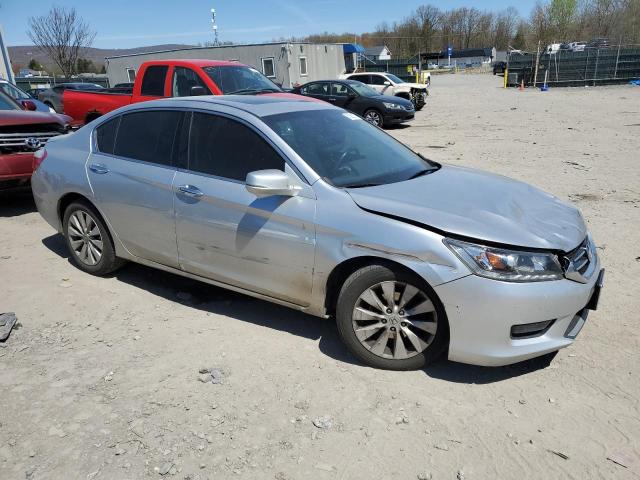 Photo 3 VIN: 1HGCR3F85FA008536 - HONDA ACCORD 