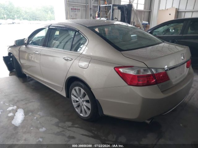 Photo 2 VIN: 1HGCR3F85FA012893 - HONDA ACCORD 