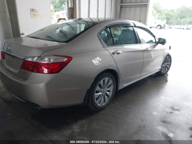 Photo 3 VIN: 1HGCR3F85FA012893 - HONDA ACCORD 