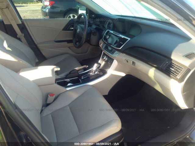 Photo 4 VIN: 1HGCR3F85FA014773 - HONDA ACCORD SEDAN 