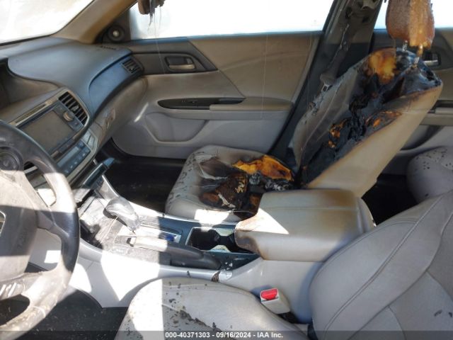 Photo 5 VIN: 1HGCR3F85FA037731 - HONDA ACCORD 