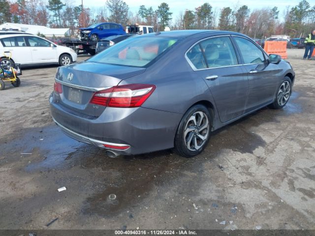 Photo 3 VIN: 1HGCR3F85GA005623 - HONDA ACCORD 