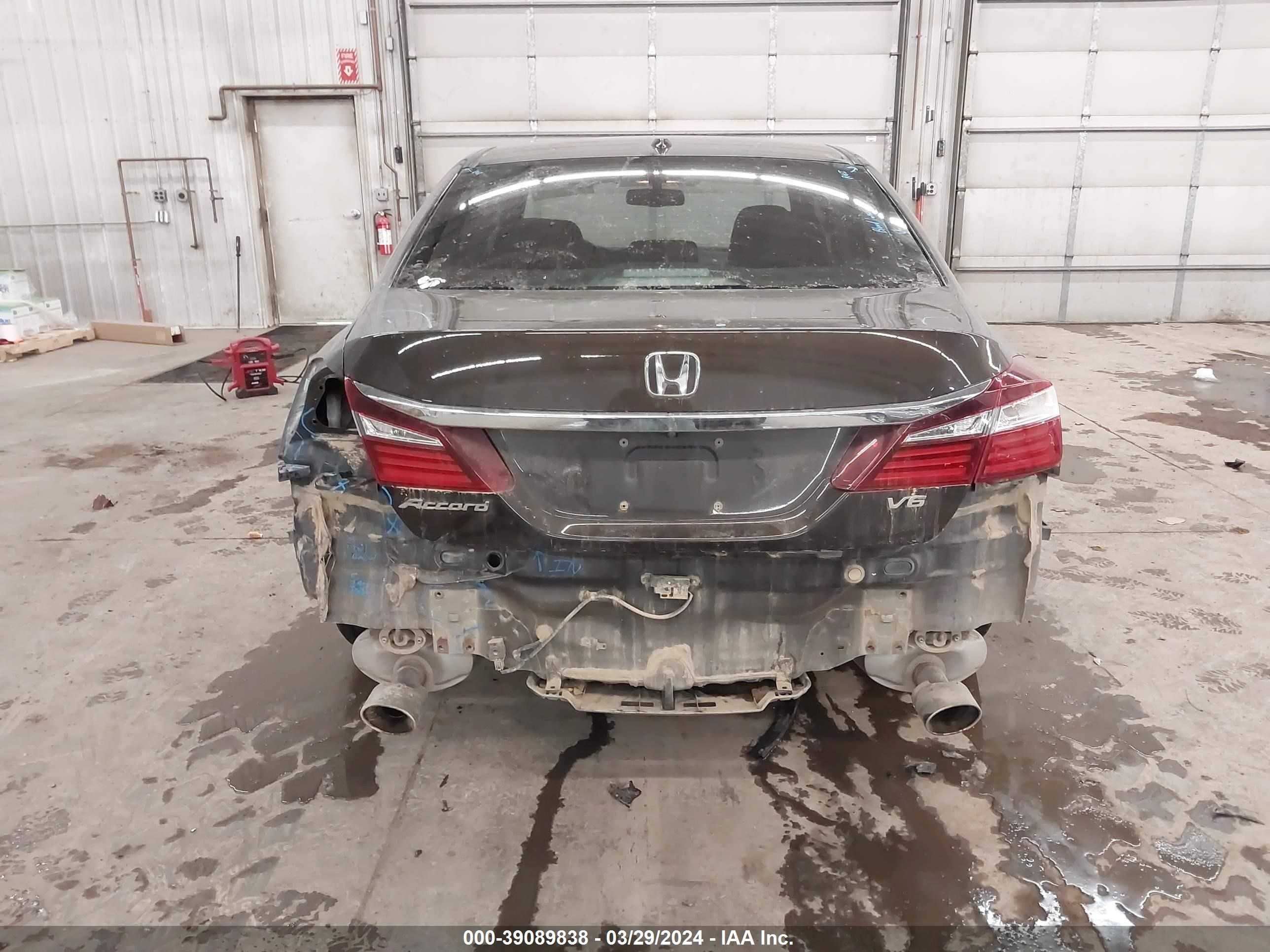 Photo 15 VIN: 1HGCR3F85GA014273 - HONDA ACCORD EXL 