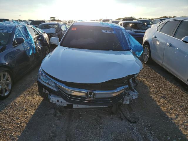 Photo 4 VIN: 1HGCR3F85GA032806 - HONDA ACCORD 