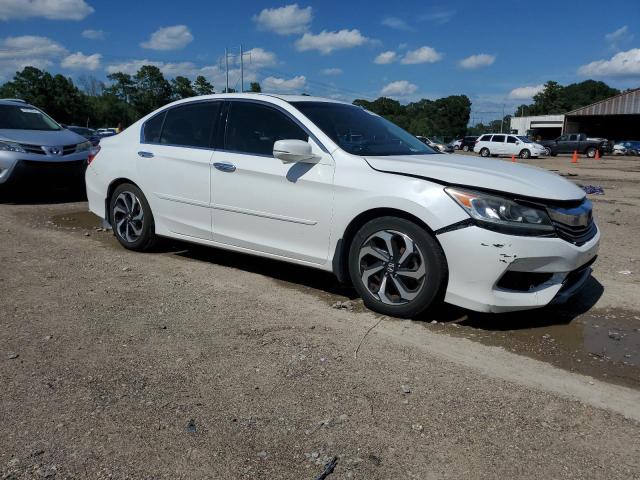 Photo 3 VIN: 1HGCR3F85GA033552 - HONDA ACCORD 