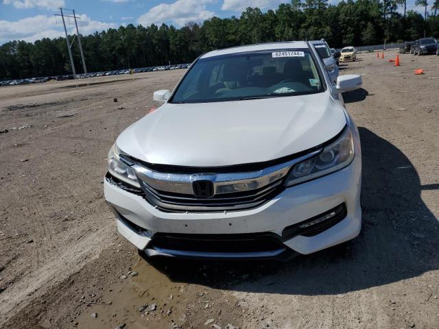 Photo 4 VIN: 1HGCR3F85GA033552 - HONDA ACCORD 