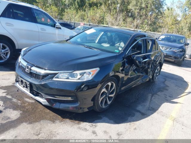 Photo 1 VIN: 1HGCR3F85HA006272 - HONDA ACCORD 