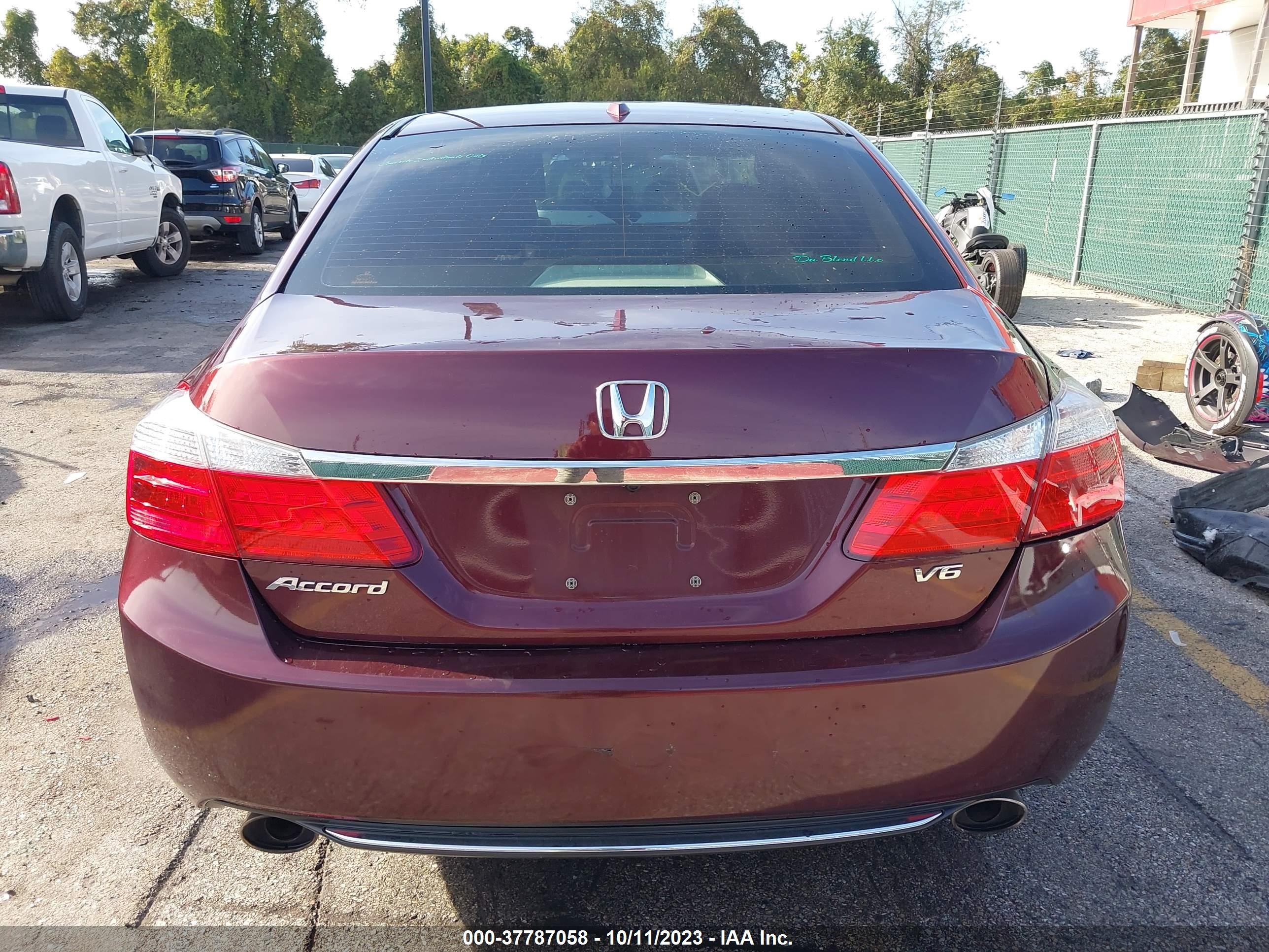 Photo 16 VIN: 1HGCR3F86DA010907 - HONDA ACCORD 