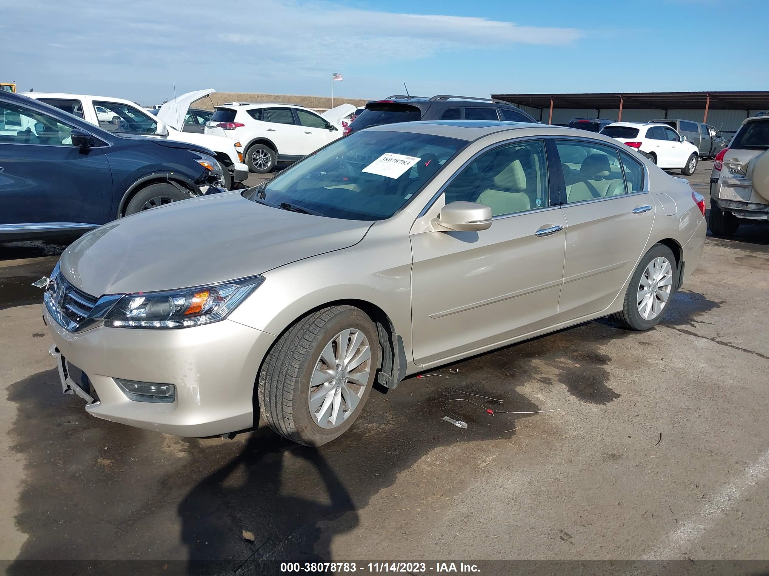 Photo 1 VIN: 1HGCR3F86DA037718 - HONDA ACCORD 