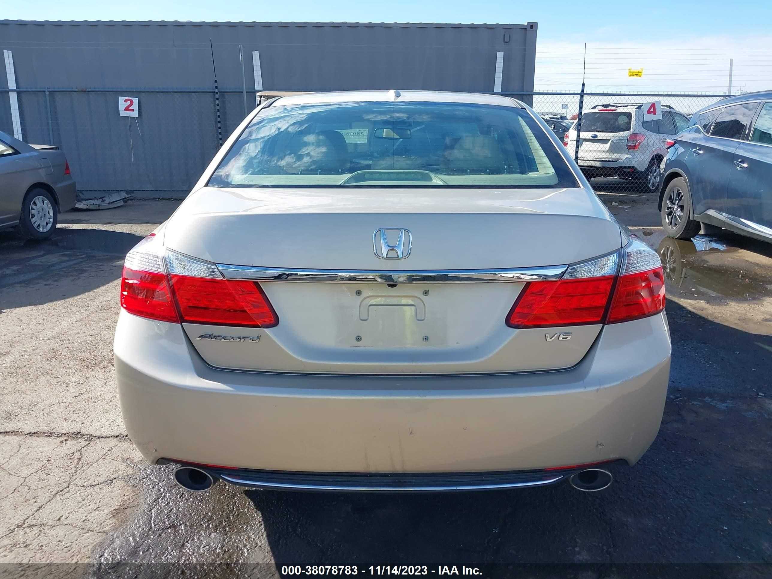 Photo 14 VIN: 1HGCR3F86DA037718 - HONDA ACCORD 