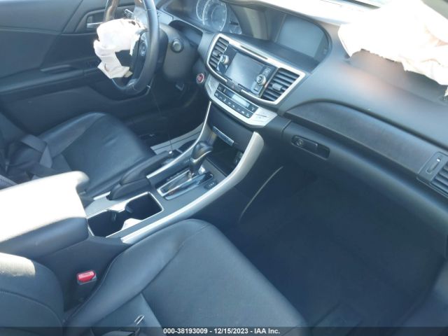 Photo 4 VIN: 1HGCR3F86EA000041 - HONDA ACCORD 