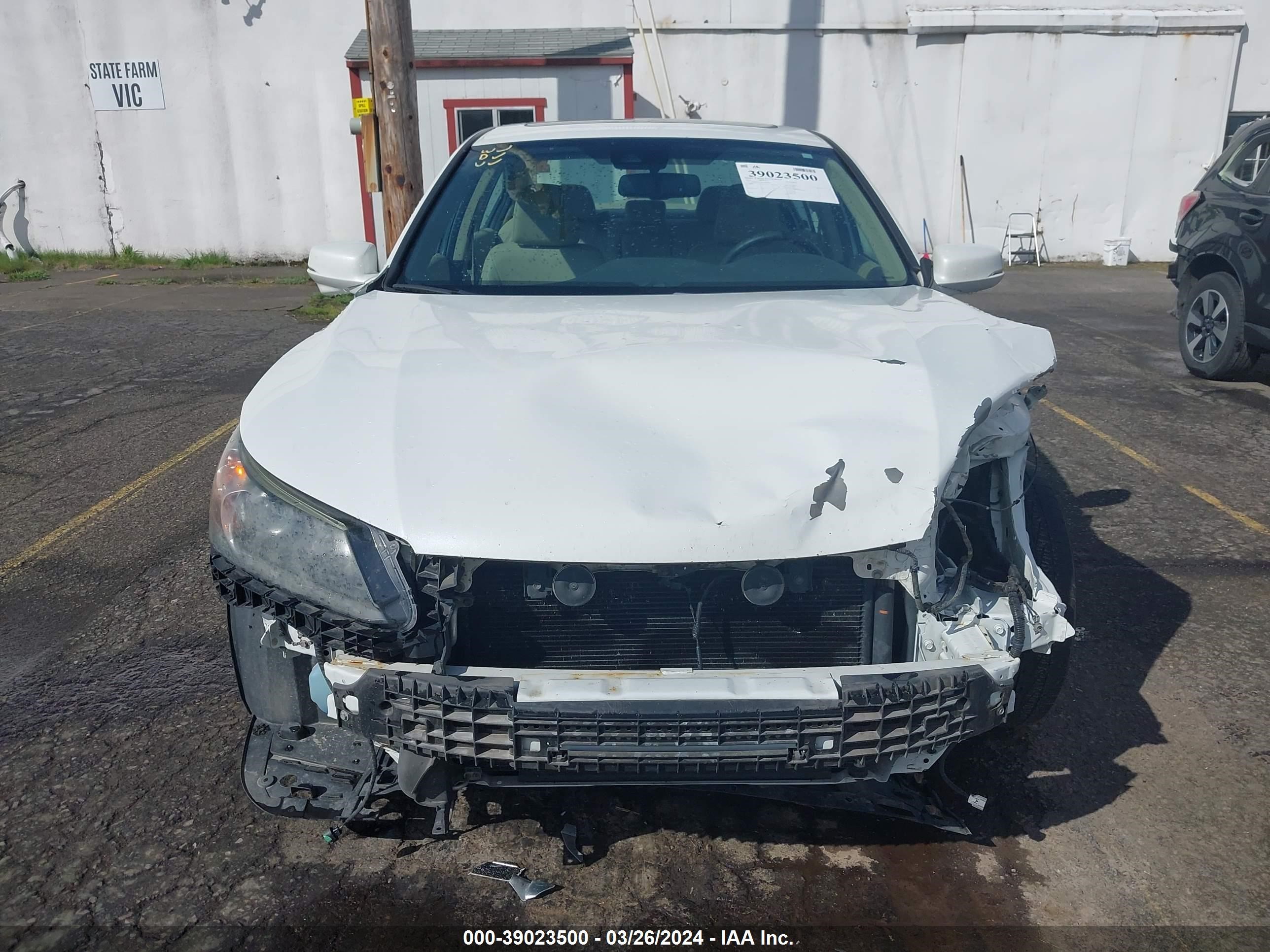 Photo 12 VIN: 1HGCR3F86EA016854 - HONDA ACCORD 