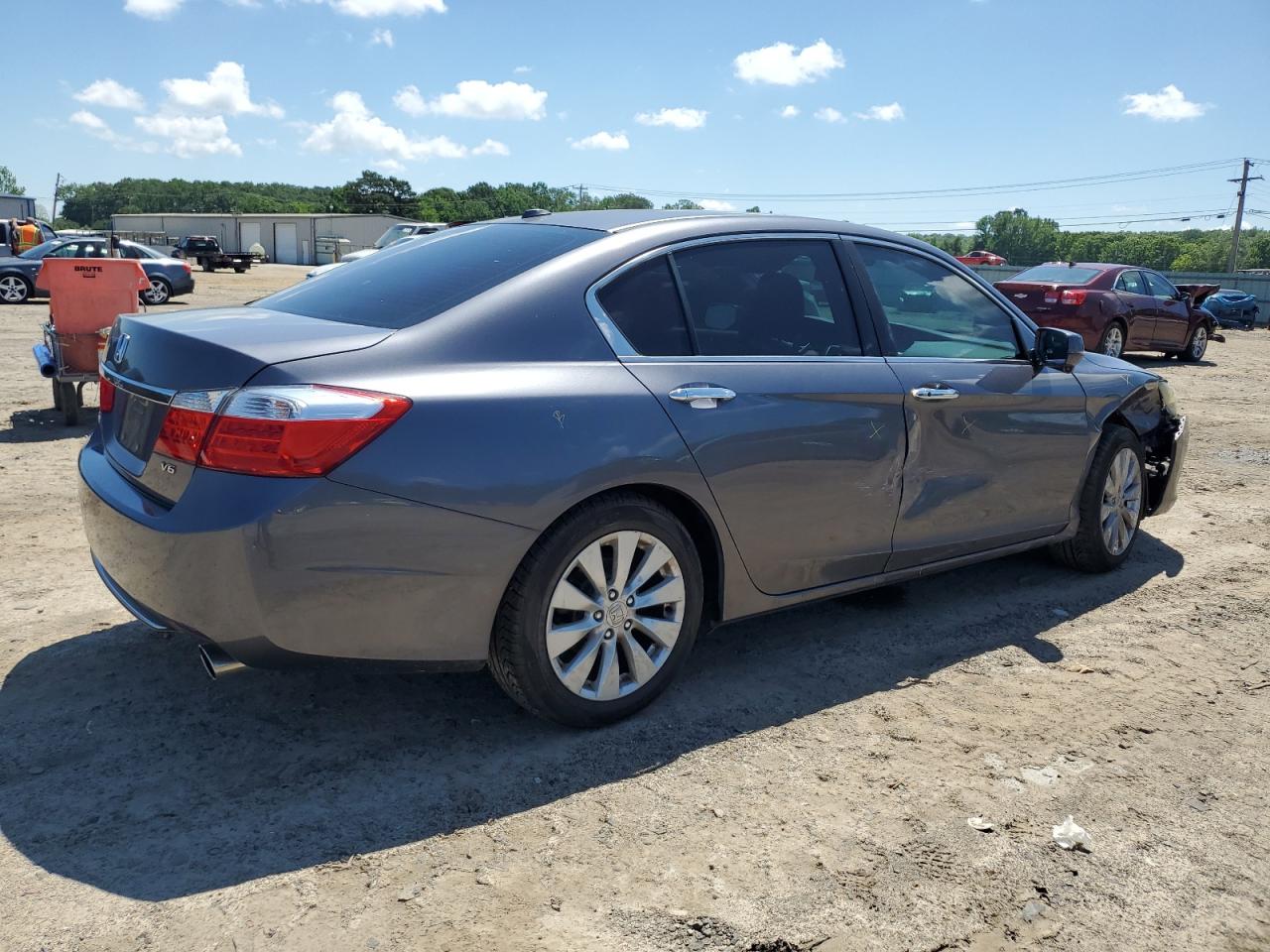 Photo 2 VIN: 1HGCR3F86EA020936 - HONDA ACCORD 