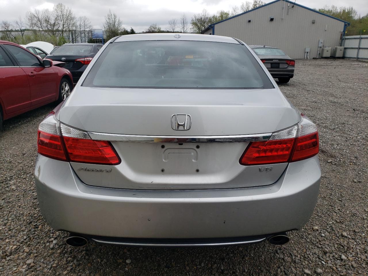 Photo 5 VIN: 1HGCR3F86EA033010 - HONDA ACCORD 