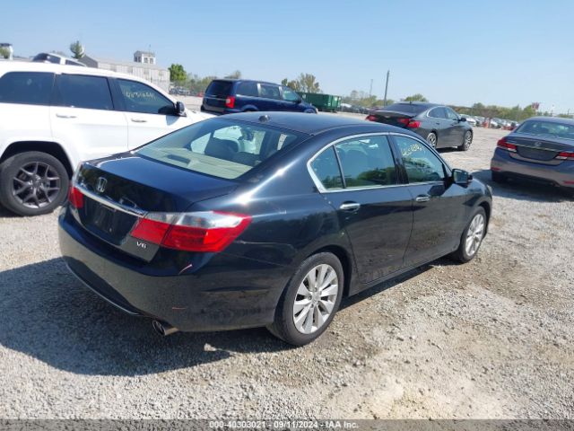 Photo 3 VIN: 1HGCR3F86FA005516 - HONDA ACCORD 