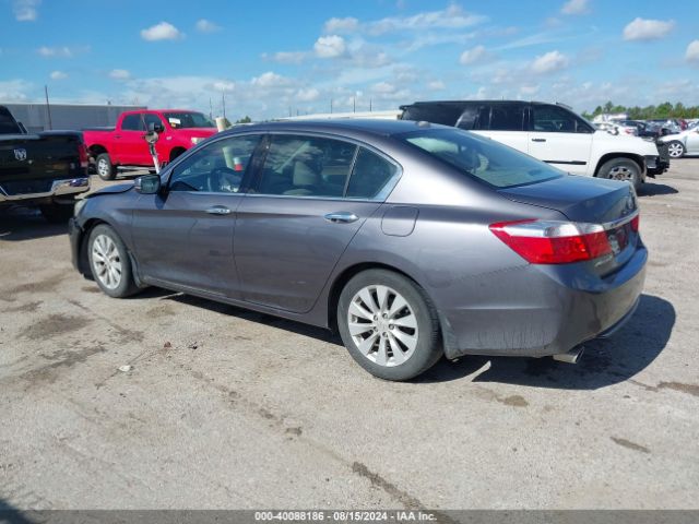 Photo 2 VIN: 1HGCR3F86FA021604 - HONDA ACCORD 