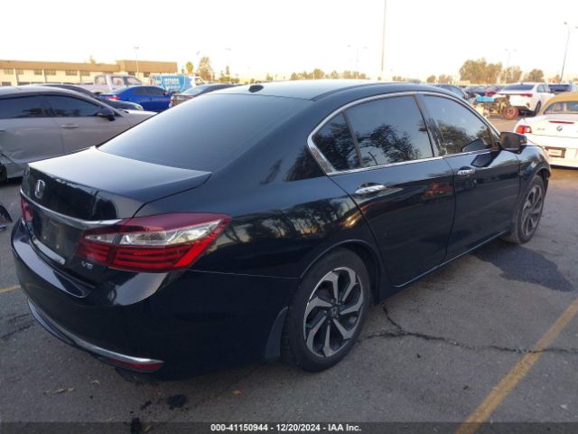 Photo 3 VIN: 1HGCR3F86HA033433 - HONDA ACCORD 