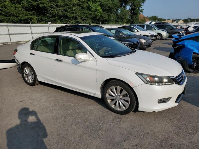 Photo 3 VIN: 1HGCR3F87DA010382 - HONDA ACCORD 