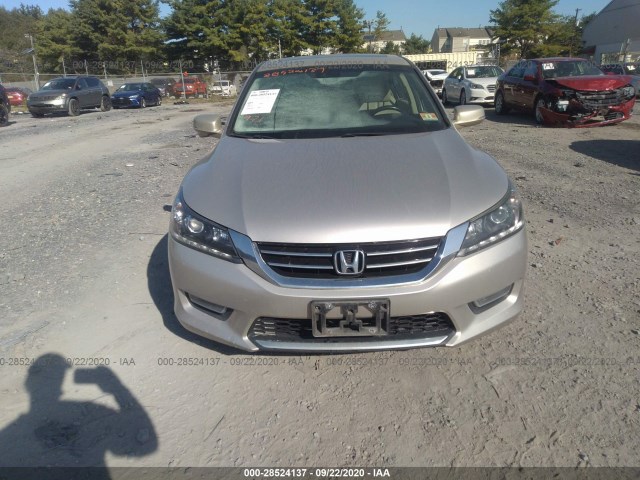 Photo 5 VIN: 1HGCR3F87DA024072 - HONDA ACCORD SDN 