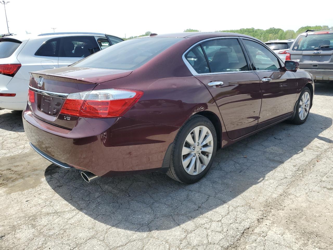 Photo 2 VIN: 1HGCR3F87EA016474 - HONDA ACCORD 