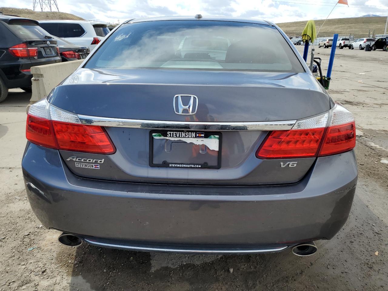 Photo 5 VIN: 1HGCR3F87EA024879 - HONDA ACCORD 