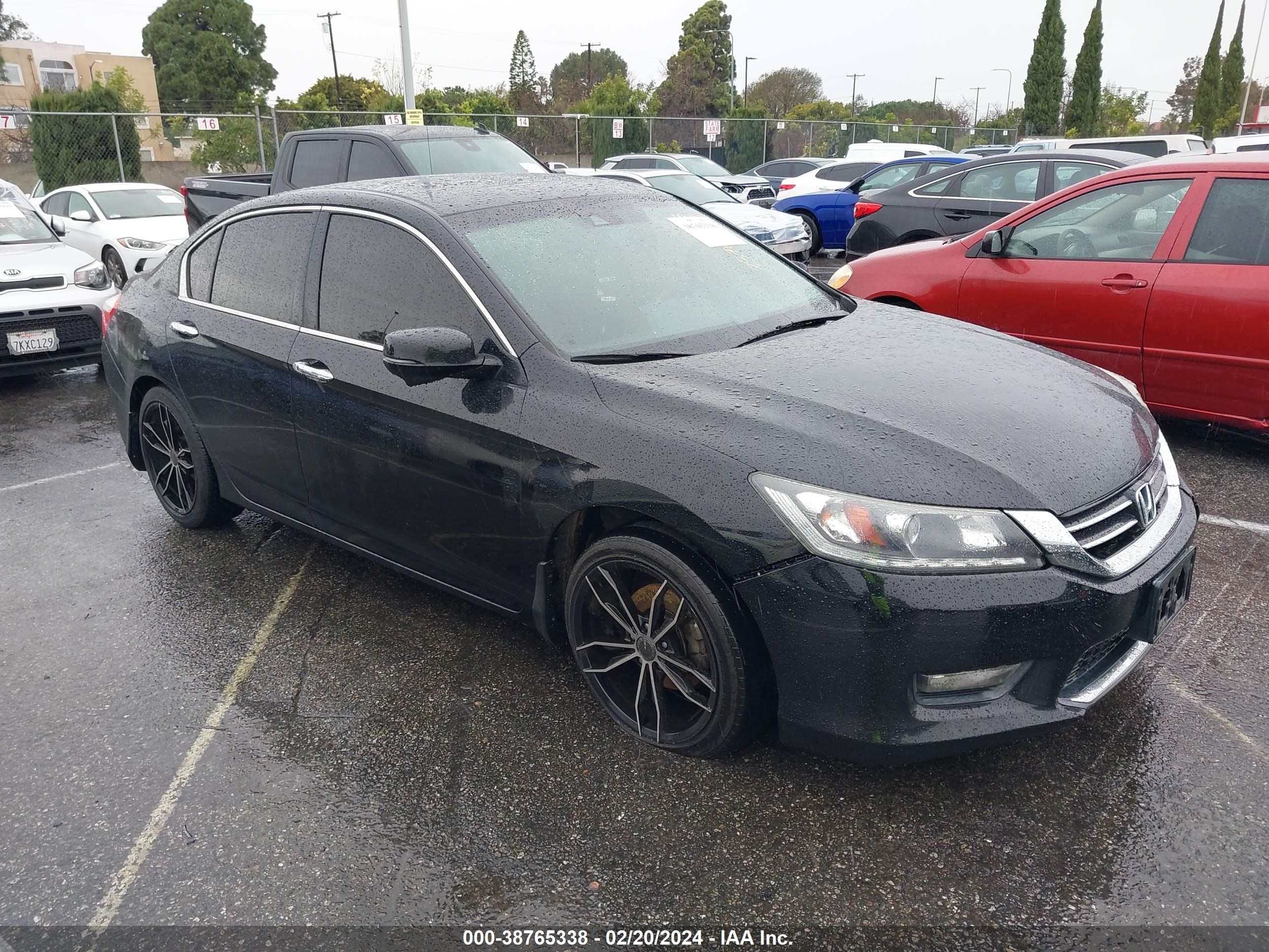 Photo 0 VIN: 1HGCR3F87EA026471 - HONDA ACCORD 