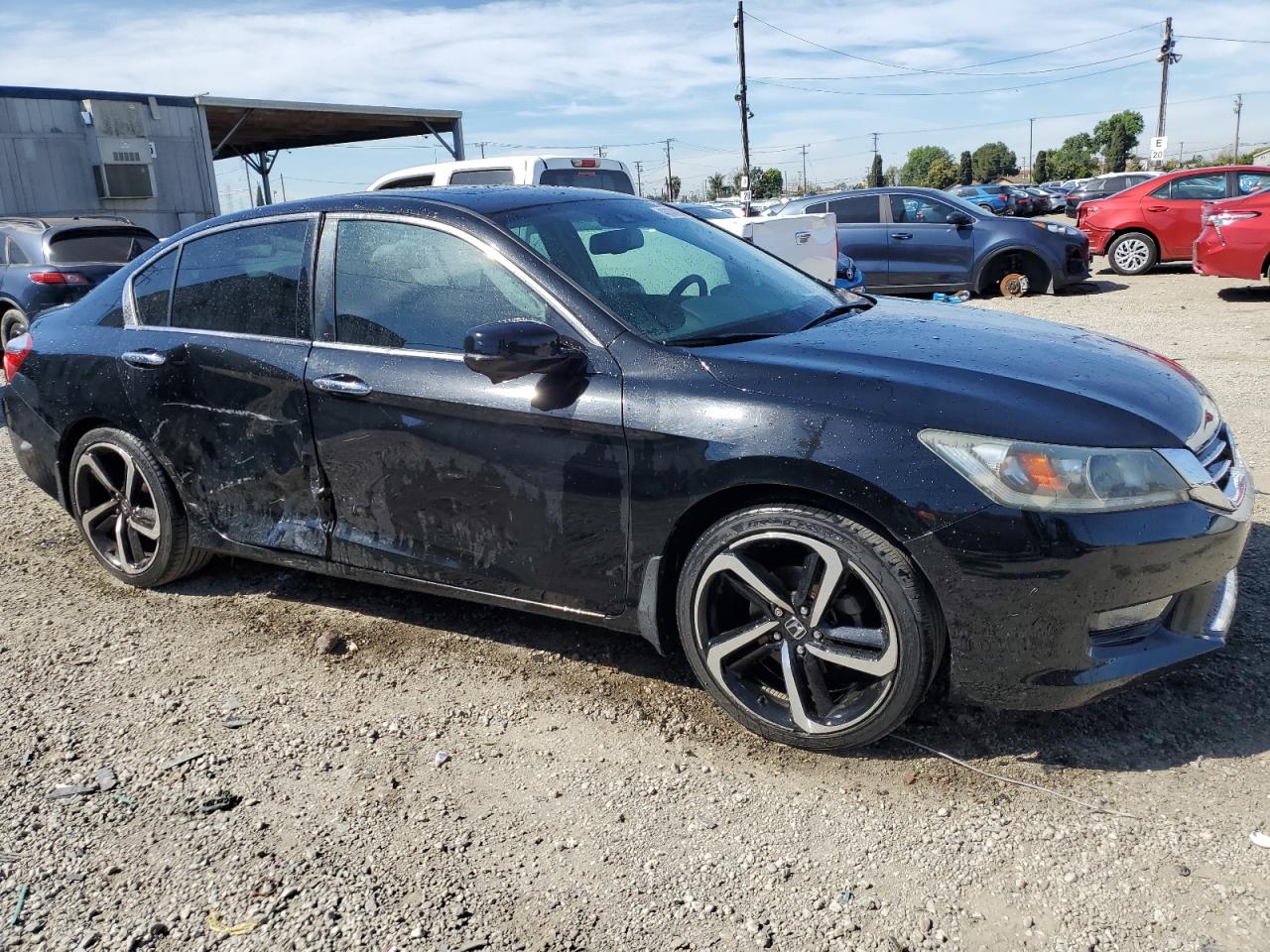 Photo 3 VIN: 1HGCR3F87FA016900 - HONDA ACCORD 