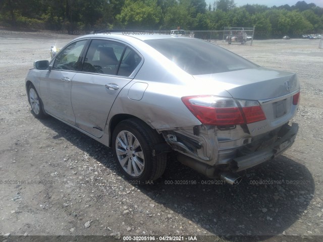 Photo 2 VIN: 1HGCR3F87FA030909 - HONDA ACCORD SEDAN 