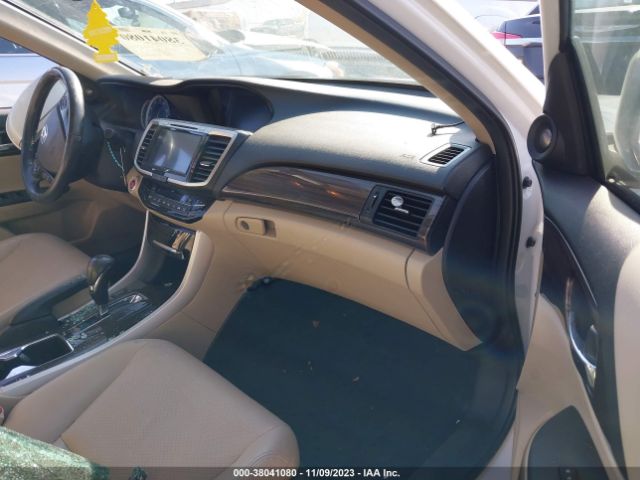 Photo 4 VIN: 1HGCR3F87GA012153 - HONDA ACCORD SEDAN 