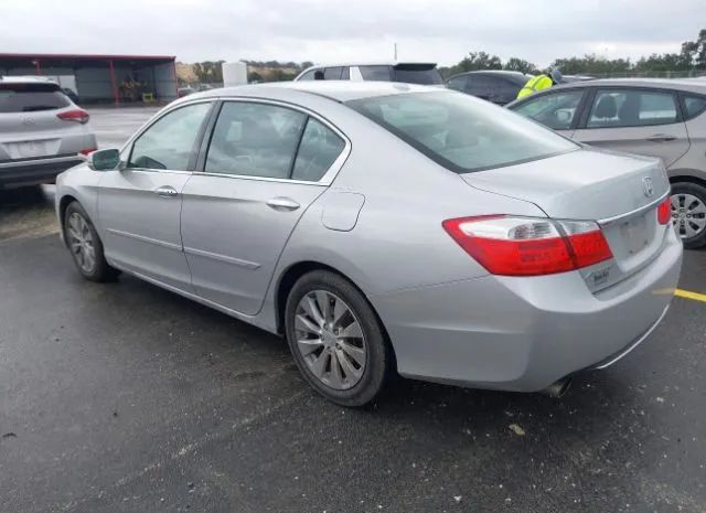 Photo 2 VIN: 1HGCR3F88DA008463 - HONDA ACCORD SDN 