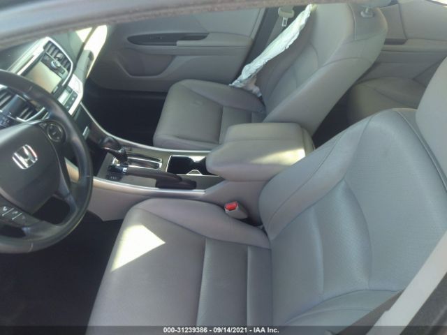 Photo 4 VIN: 1HGCR3F88DA031144 - HONDA ACCORD SDN 