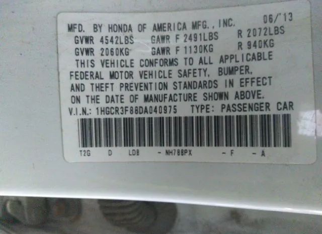 Photo 8 VIN: 1HGCR3F88DA040975 - HONDA ACCORD SDN 