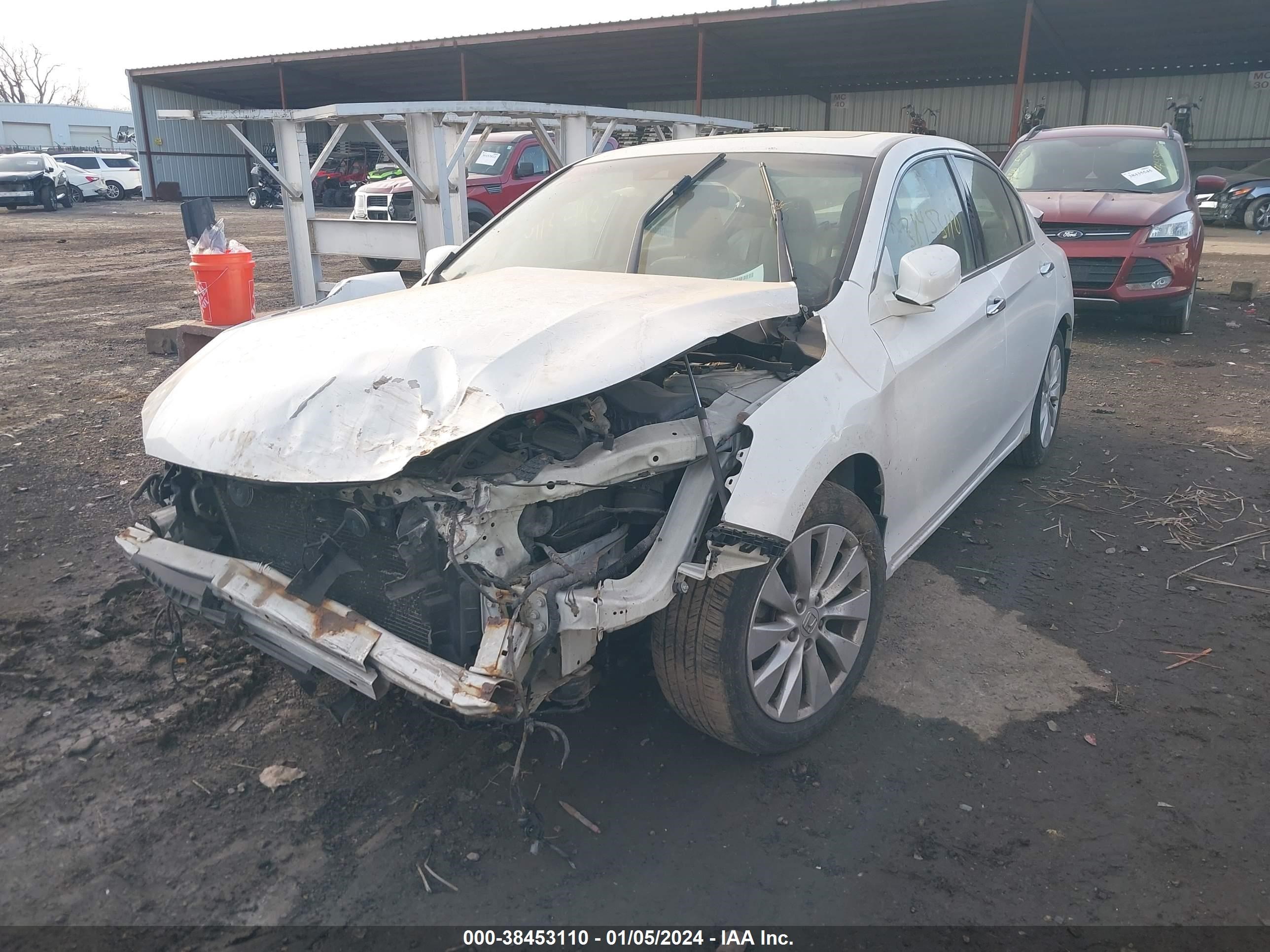 Photo 5 VIN: 1HGCR3F88DA043987 - HONDA ACCORD 