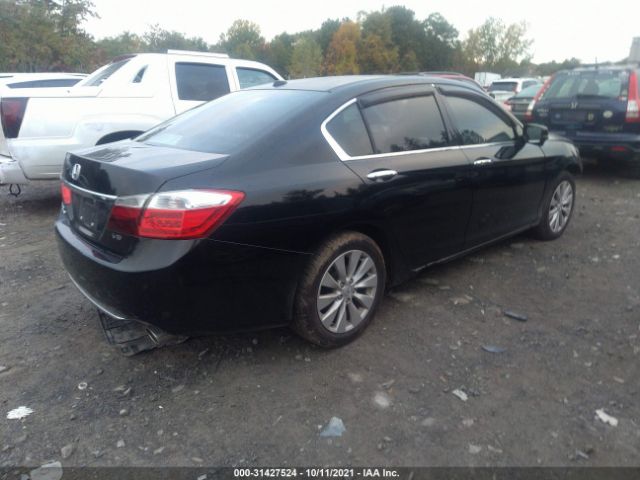 Photo 3 VIN: 1HGCR3F88DA047702 - HONDA ACCORD SDN 