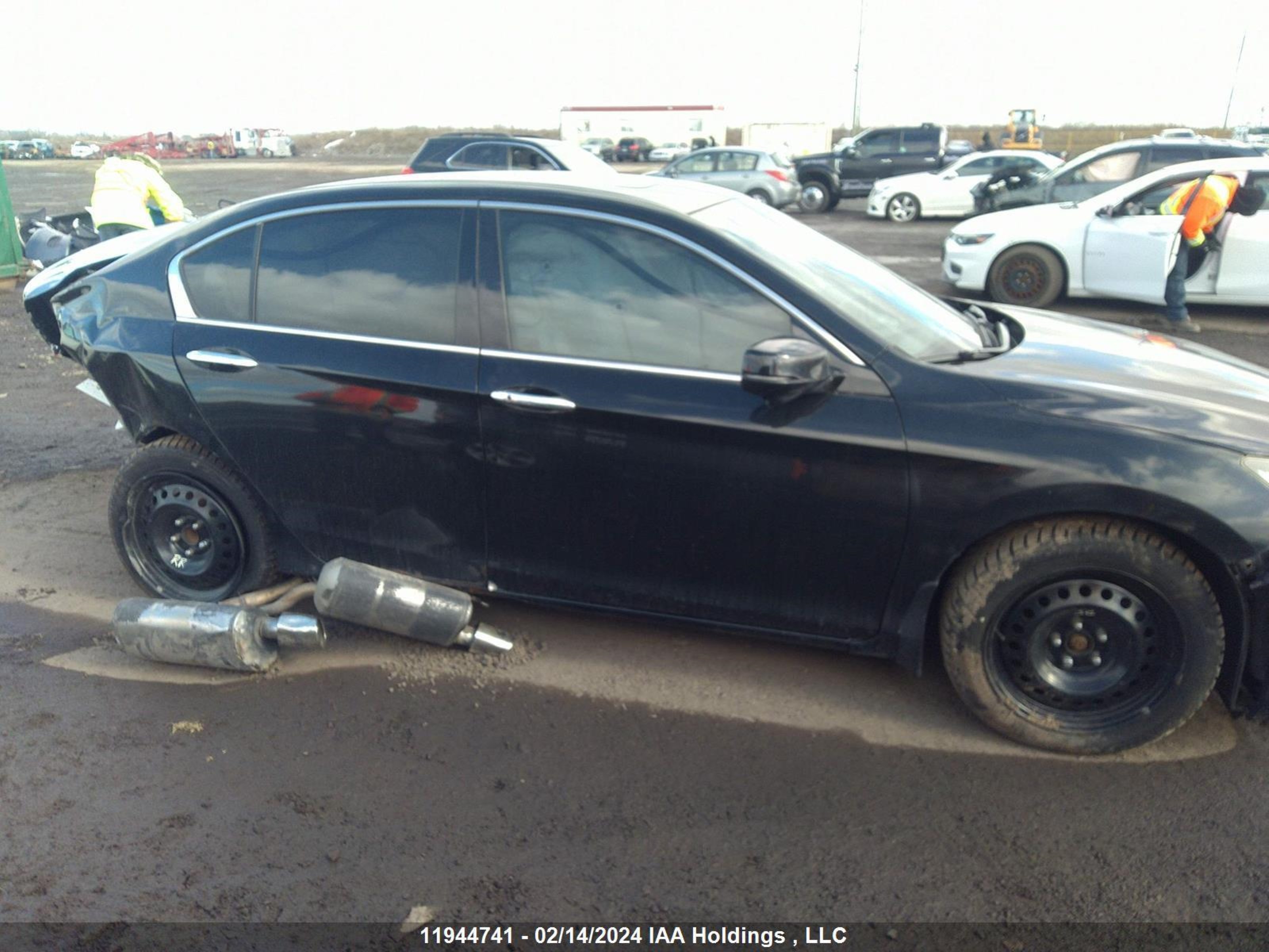 Photo 11 VIN: 1HGCR3F88DA801245 - HONDA ACCORD 