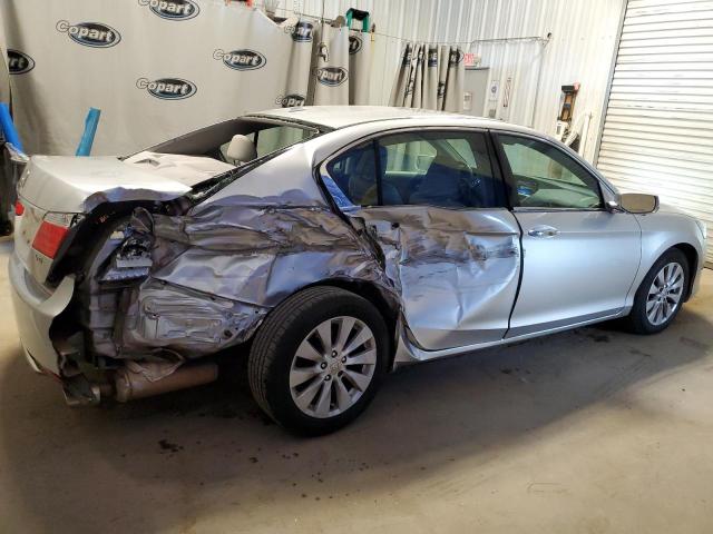 Photo 2 VIN: 1HGCR3F88EA015060 - HONDA ACCORD EXL 