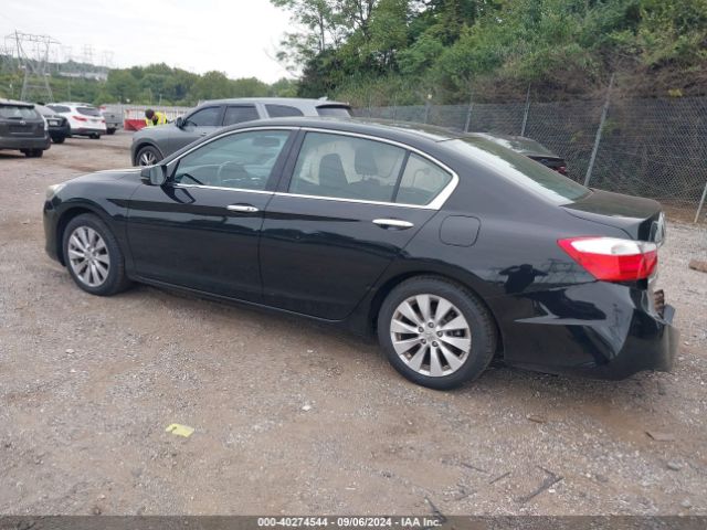 Photo 2 VIN: 1HGCR3F88FA007218 - HONDA ACCORD 