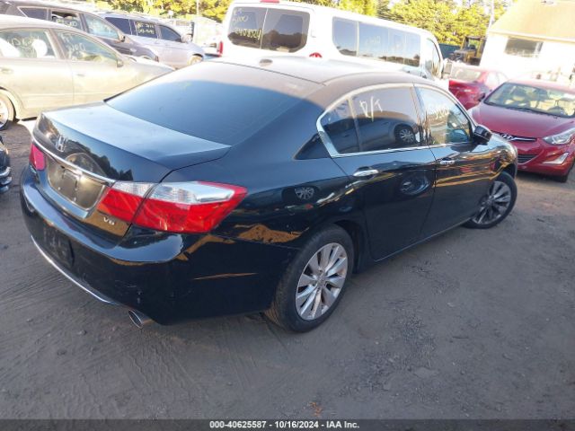 Photo 3 VIN: 1HGCR3F88FA009566 - HONDA ACCORD 