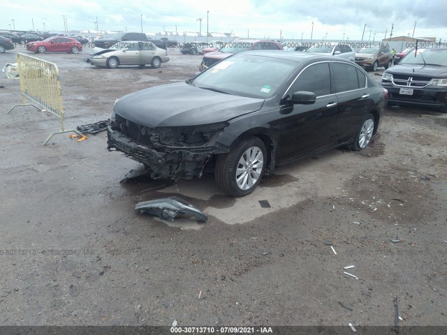 Photo 1 VIN: 1HGCR3F88FA029655 - HONDA ACCORD SEDAN 