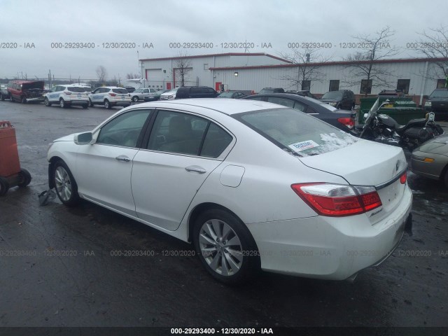 Photo 2 VIN: 1HGCR3F88FA035522 - HONDA ACCORD SEDAN 