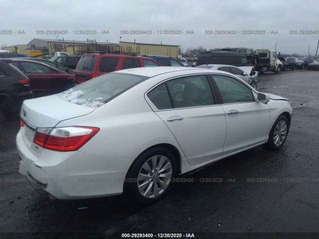 Photo 3 VIN: 1HGCR3F88FA035522 - HONDA ACCORD SEDAN 